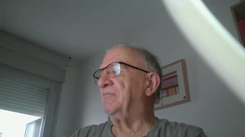 Snapshot of tonicaxondo_22 chatting on 10/13/25, 04:07 tonicaxondo_22 online show from 10/13/25, 04:07