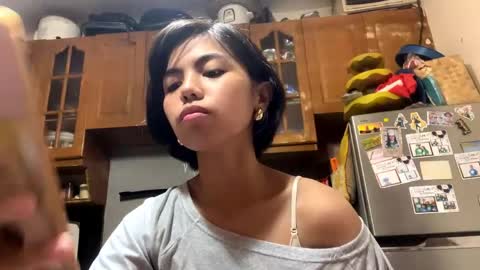 Snapshot of toniebirley chatting on 05/25/26, 03:01 Mila online show from 05/25/26, 03:01