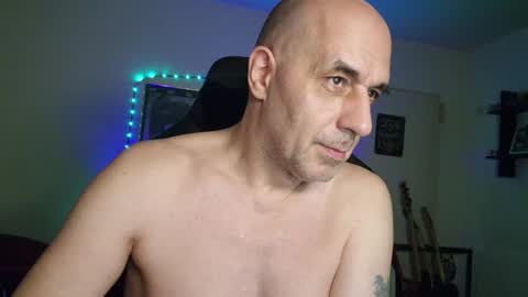 Snapshot of toninspektor chatting on 12/18/24, 08:36 toninspektor online show from 12/18/24, 08:36