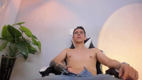 tonny_collins online show from 11/21/25, 09:02