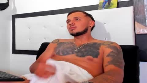 independent model online show from 07/11/26, 05:15