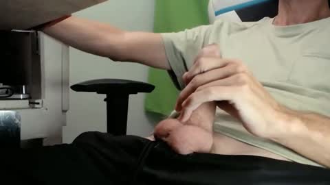 Snapshot of tontin69 chatting on 02/20/25, 03:23 tontin69 online show from 02/20/25, 03:23