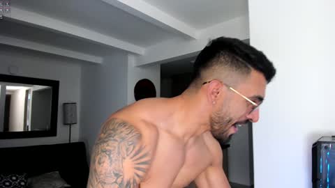 tony muscle1 online show from 01/12/25, 11:26