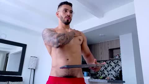 tony muscle1 online show from 10/17/25, 07:16