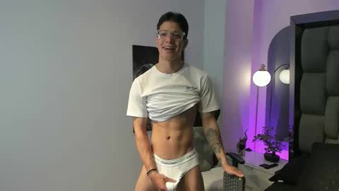 tony_petrov online show from 11/12/25, 01:33