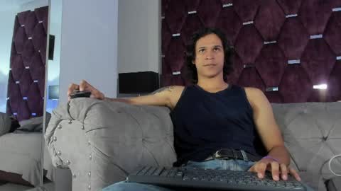 Snapshot of tonybenedetti chatting on 05/20/26, 08:15 Tony Benedetti online show from 05/20/26, 08:15