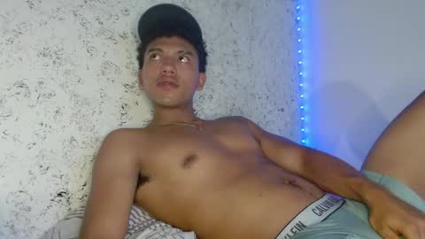 tonydesire_ online show from 04/11/26, 08:13