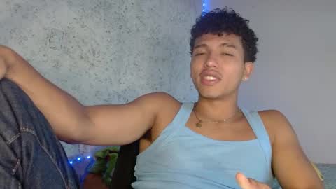 tonydesire_ online show from 04/18/26, 08:53