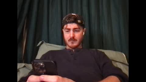 Snapshot of tonydigitt chatting on 11/25/25, 10:10 tonyd online show from 11/25/25, 10:10