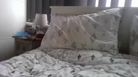 tonygibbson62 online show from 04/04/26, 04:15