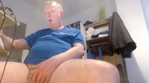 tonyjh46 online show from 04/06/26, 05:03