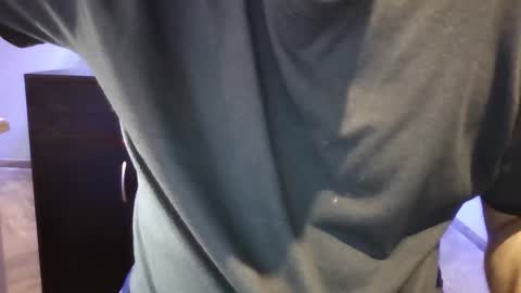 Snapshot of tonymontana202323898991 chatting on 11/08/25, 06:18 tonymontana202323898991 online show from 11/08/25, 06:18