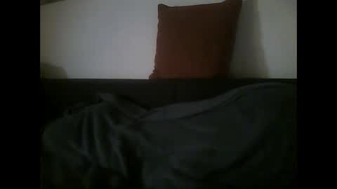 Snapshot of tonystrawberry chatting on 02/08/25, 12:38 tonystrawberry online show from 02/08/25, 12:38