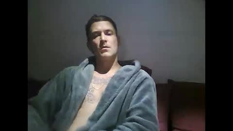 Snapshot of tonystrawberry chatting on 12/20/25, 06:37 tonystrawberry online show from 12/20/25, 06:37