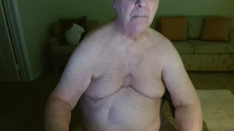 Snapshot of tonysview12000 chatting on 10/06/25, 12:30 tonysview12000 online show from 10/06/25, 12:30