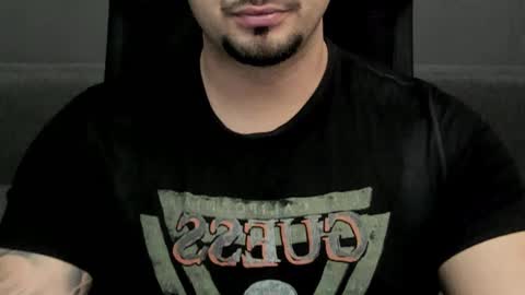 Snapshot of tonywilcoxx chatting on 01/13/25, 12:13 TonyWilcox online show from 01/13/25, 12:13