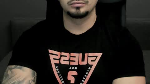 Snapshot of tonywilcoxx chatting on 02/02/25, 01:41 TonyWilcox online show from 02/02/25, 01:41