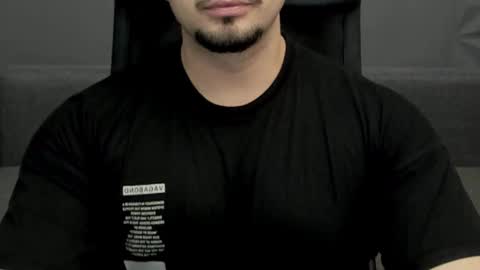 Snapshot of tonywilcoxx chatting on 02/16/25, 09:48 TonyWilcox online show from 02/16/25, 09:48