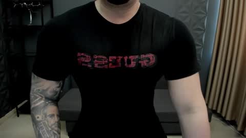 Snapshot of tonywilcoxx chatting on 02/22/25, 09:23 TonyWilcox online show from 02/22/25, 09:23