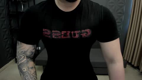 Snapshot of tonywilcoxx chatting on 02/23/25, 12:16 TonyWilcox online show from 02/23/25, 12:16