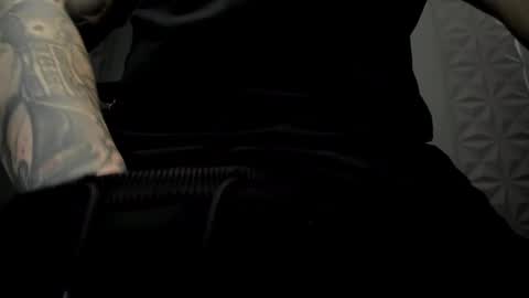 Snapshot of tonywilcoxx chatting on 02/24/25, 09:21 TonyWilcox online show from 02/24/25, 09:21