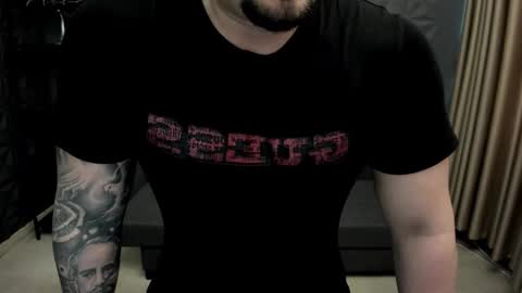 Snapshot of tonywilcoxx chatting on 02/28/25, 11:14 TonyWilcox online show from 02/28/25, 11:14