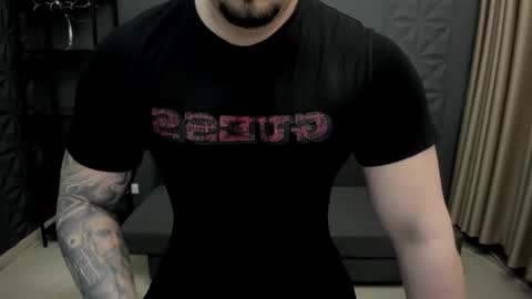 Snapshot of tonywilcoxx chatting on 03/04/25, 05:11 TonyWilcox online show from 03/04/25, 05:11