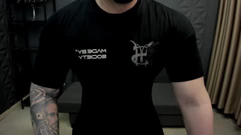 Snapshot of tonywilcoxx chatting on 03/09/25, 05:11 TonyWilcox online show from 03/09/25, 05:11