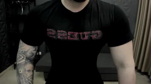 Snapshot of tonywilcoxx chatting on 03/10/25, 11:32 TonyWilcox online show from 03/10/25, 11:32