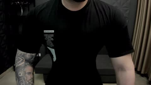 Snapshot of tonywilcoxx chatting on 03/11/25, 05:05 TonyWilcox online show from 03/11/25, 05:05