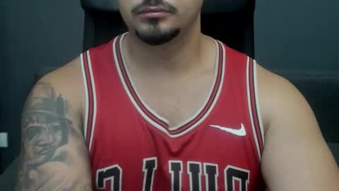 Snapshot of tonywilcoxx chatting on 09/16/25, 05:19 TonyWilcox online show from 09/16/25, 05:19