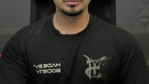 Snapshot of tonywilcoxx chatting on 10/08/25, 05:49 TonyWilcox online show from 10/08/25, 05:49