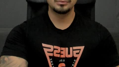 Snapshot of tonywilcoxx chatting on 10/12/25, 05:06 TonyWilcox online show from 10/12/25, 05:06