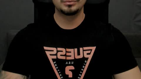 Snapshot of tonywilcoxx chatting on 11/27/25, 05:42 TonyWilcox online show from 11/27/25, 05:42