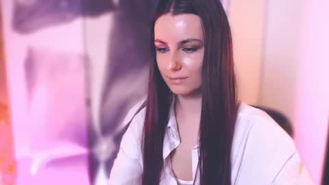 Elizabeth online show from 02/16/25, 10:10