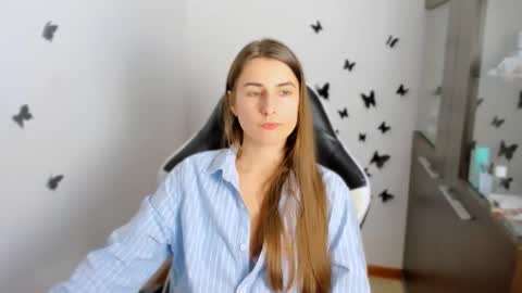 Alisson online show from 10/08/25, 02:25