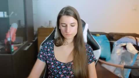 Alisson online show from 10/15/25, 05:02