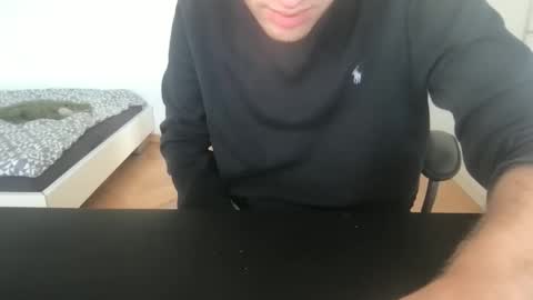 Max online show from 09/29/25, 03:06