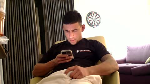 Snapshot of toomuchsmoke chatting on 12/13/24, 08:30 toomuchsmoke online show from 12/13/24, 08:30