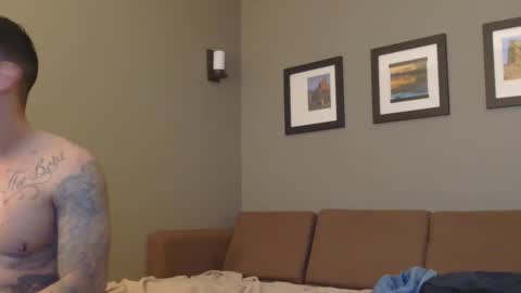 Snapshot of toomuchsmoke chatting on 01/07/25, 02:42 toomuchsmoke online show from 01/07/25, 02:42