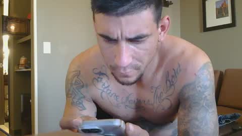 Snapshot of toomuchsmoke chatting on 01/08/25, 02:46 toomuchsmoke online show from 01/08/25, 02:46