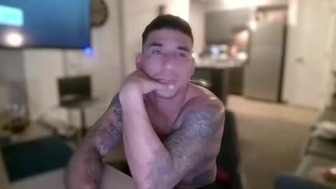 Snapshot of toomuchsmoke chatting on 02/16/25, 09:26 toomuchsmoke online show from 02/16/25, 09:26