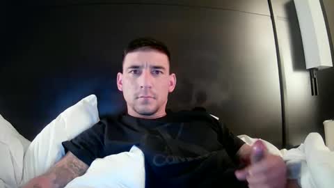 Snapshot of toomuchsmoke chatting on 03/02/25, 01:05 toomuchsmoke online show from 03/02/25, 01:05