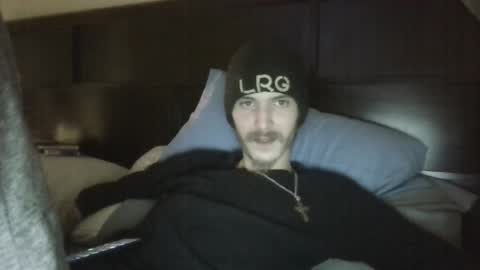 Snapshot of tootall803 chatting on 01/19/25, 10:17 TooTall803 online show from 01/19/25, 10:17