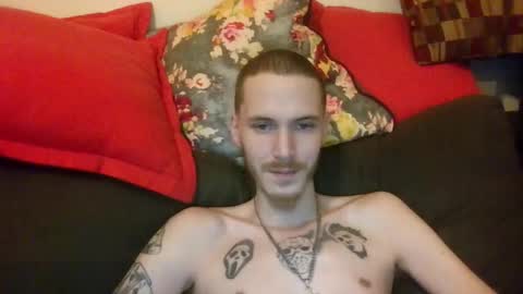 Snapshot of tootall803 chatting on 09/23/25, 12:02 TooTall803 online show from 09/23/25, 12:02