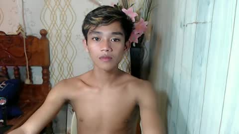 Snapshot of toothlessxx chatting on 06/30/26, 07:48 jhonrex online show from 06/30/26, 07:48