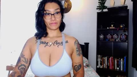 toothyy online show from 12/23/24, 04:44