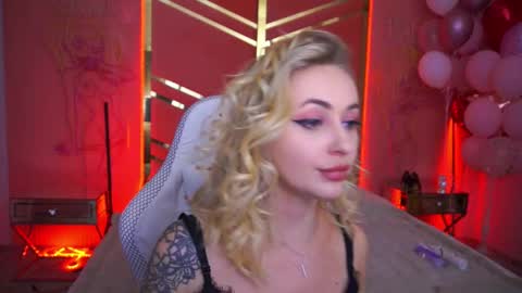 top_grace online show from 02/25/25, 10:39