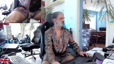 topalphaboss online show from 10/05/25, 04:27