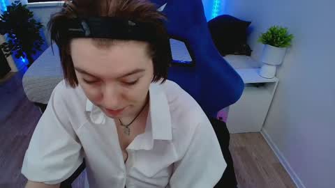 Snapshot of topcranberry chatting on 02/22/25, 09:34 topcranberry online show from 02/22/25, 09:34